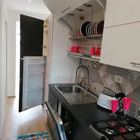 Retroscena In Centro Apartment *